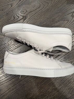 Common Projects Sneakers Women’s Sz10 (40) grey-new without box